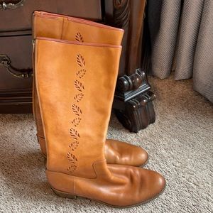 Timberland boots women’s sz 11m tan Leather